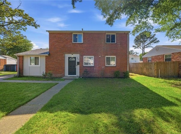 2025 Nickerson Boulevard, Hampton, VA 23663