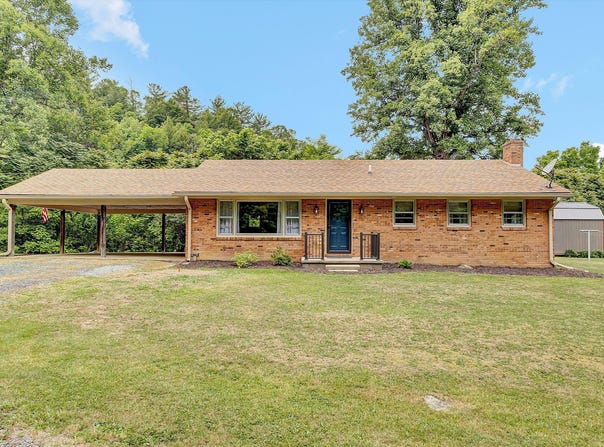 6715 Mckinney Hollow Rd, Eagle Rock, VA 24085