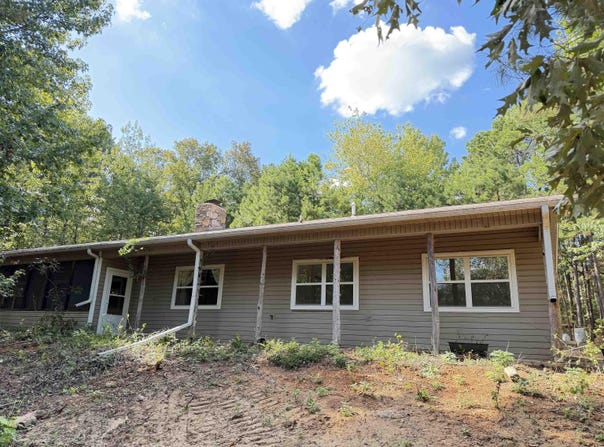 1418 Grassy Hollow Road, Clinton, AR 72031-0000