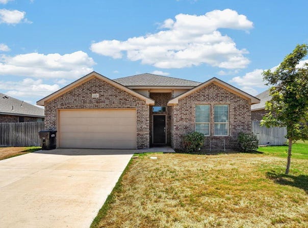 2320 Ridgeway, Midland, TX 79705