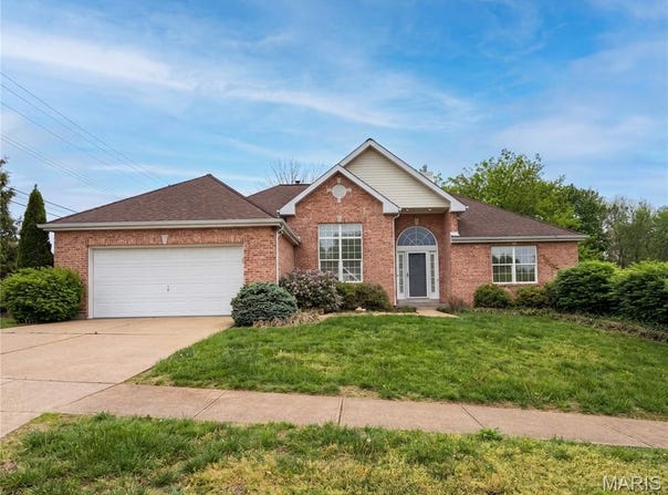 16802 Enderbush Lane, Eureka, MO 63025
