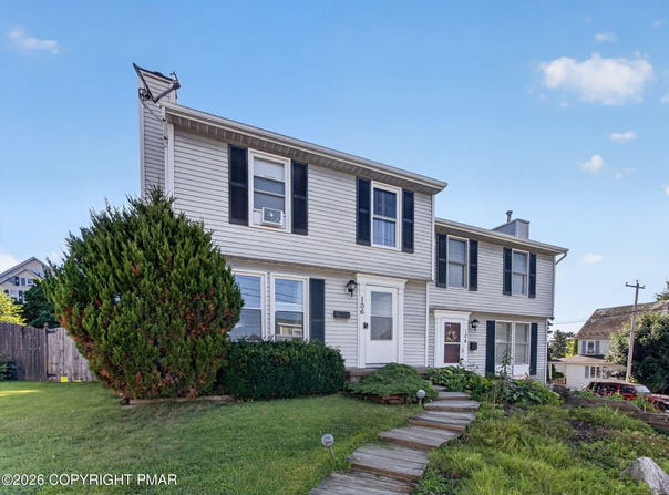 106 N Lobb Avenue, Pen Argyl, PA 18072
