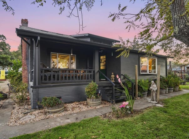 7878 Gravenstein Highway, Cotati, CA 94931