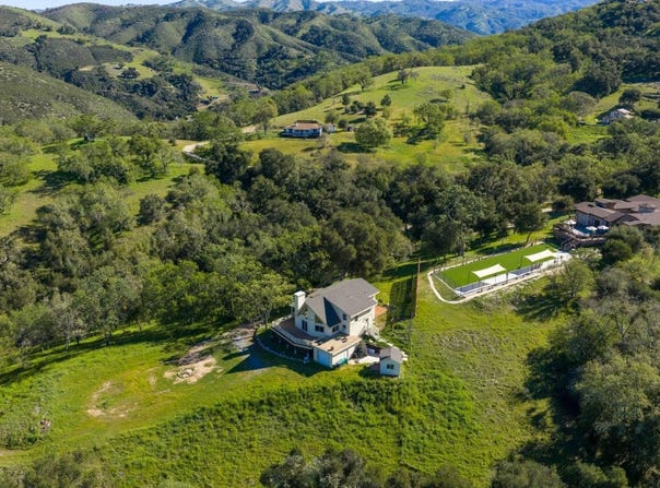 20510 Cachagua RD, Carmel Valley, CA 93924