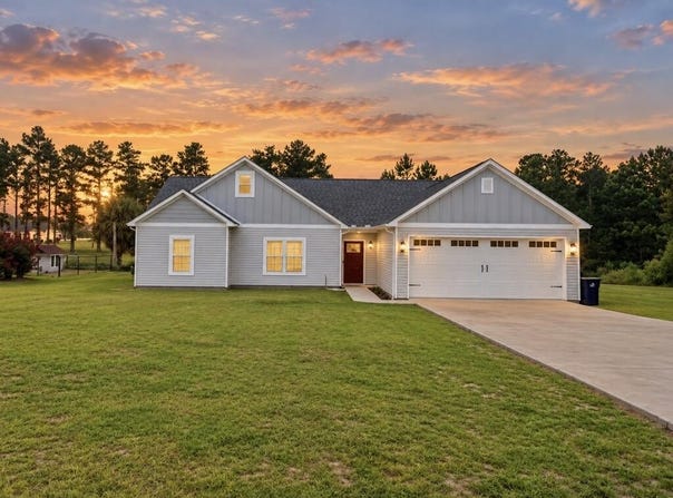 778 Pine Needle Rd, Douglas, GA 31554