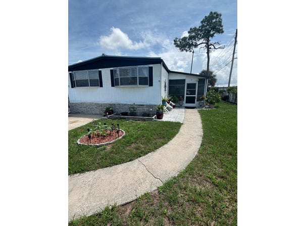 799 E Klosterman Rd, Tarpon Springs, FL 34689