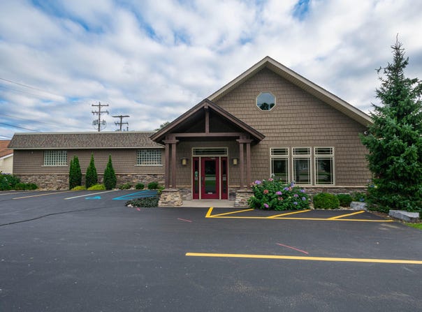 2869 W Dickman Road, Springfield, MI 49037