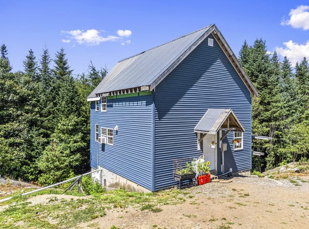 110 Cushing Road, Friendship, ME 04547