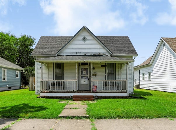 609 Montgomery Street, Shelbyville, IN 46176