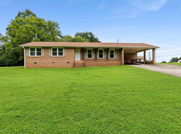 147 Cemetery Drive, Whitmire, SC 29178