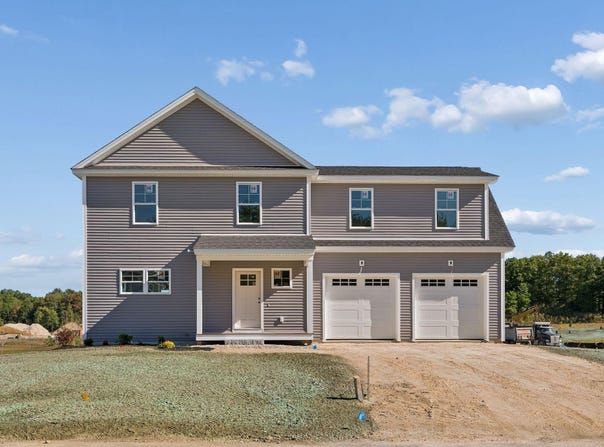 36 Feldspar Lane, Cumberland, ME 04021