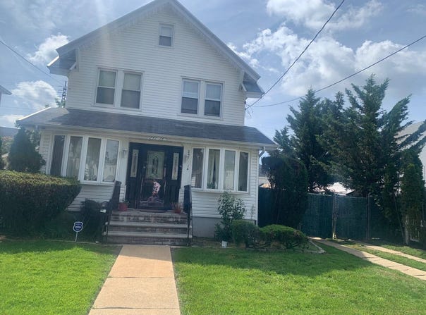 247-14 137th Rd, Rosedale, NY 11422