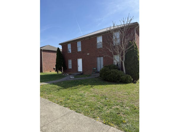 821 Ridgewood Drive, Berea, KY 40403