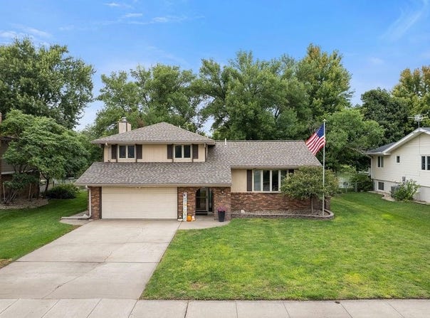 3254 Pershing Road, Columbus, NE 68601