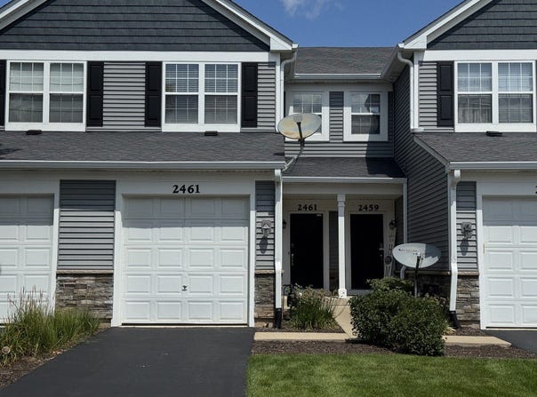 2461 Oneida Lane, Naperville, IL 60563