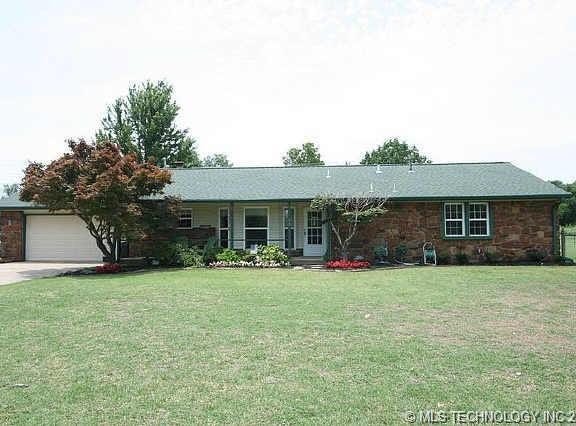 25012 Hickory Lane, Broken Arrow, OK 74014