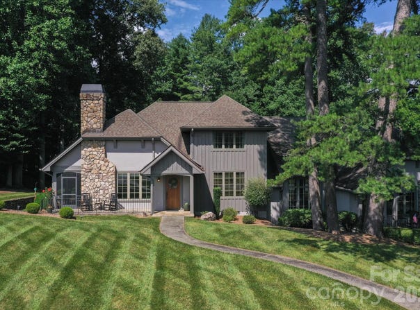 6 Jasmine Lane, Brevard, NC 28712