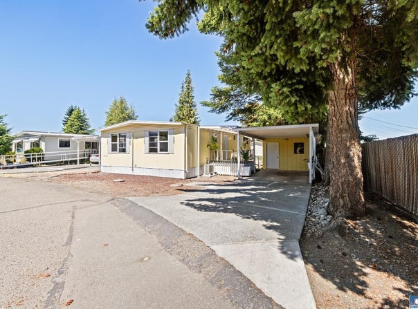 921 S 3rd Ave., Sequim, WA 98382