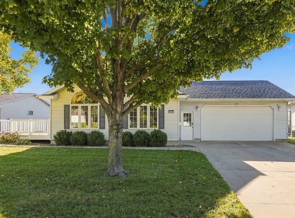 424 Amber Lane, Elk Run Heights, IA 50707