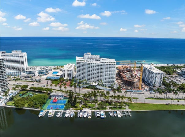 5401 Collins Ave, Miami Beach, FL 33140