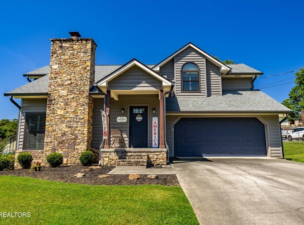 1208 Hoss Rd, Powell, TN 37849