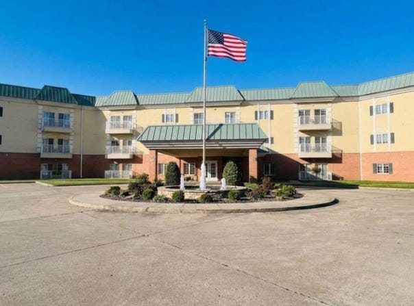 1300 N Main, Sikeston, MO 63801