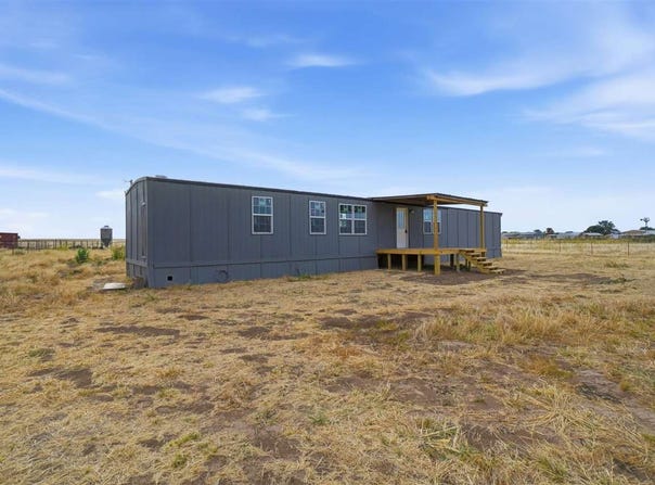 17401 NS 2400 Rd, Chattanooga, OK 73528