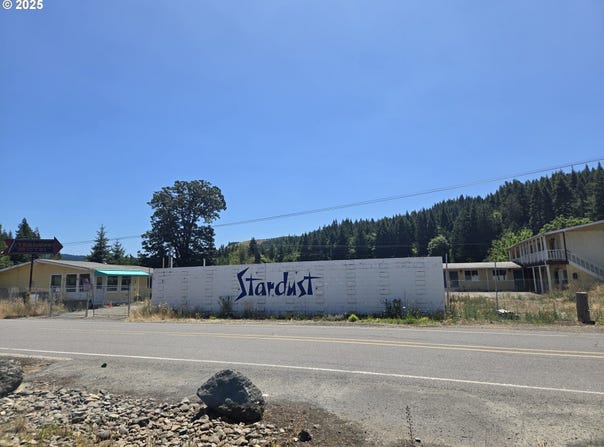 455 BEAR CREEK Rd, CottageGrove, OR 97424