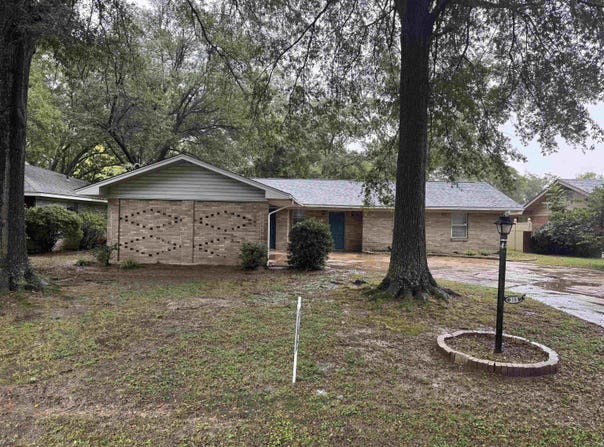 213 S MAY, Dumas, AR 71639