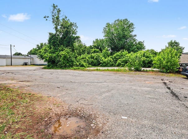 8275 Asheville Hwy, Boiling Springs, SC 29316