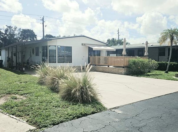 4530 9th Street E, Bradenton, FL 34203