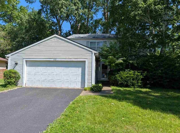 1272 Winding Way, Temperance, MI 48182-1249