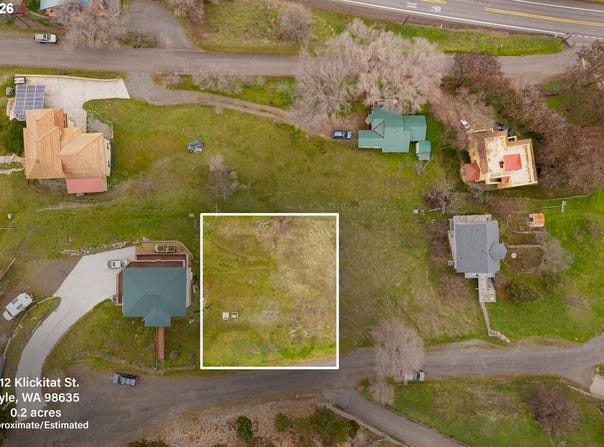 812 KLICKITAT St, Lyle, WA 98635