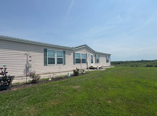 28048 E 322nd Ave, Ridgeway, MO 64481