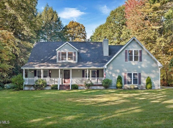 147 Akin Road, Schaghticoke, NY 12094