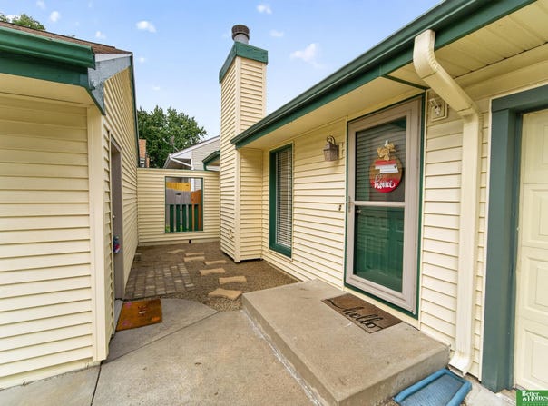 12068 Patrick Avenue, Omaha, NE 68164