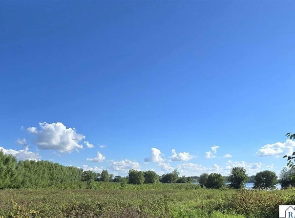 County Rd 20, Hanska, MN 56041