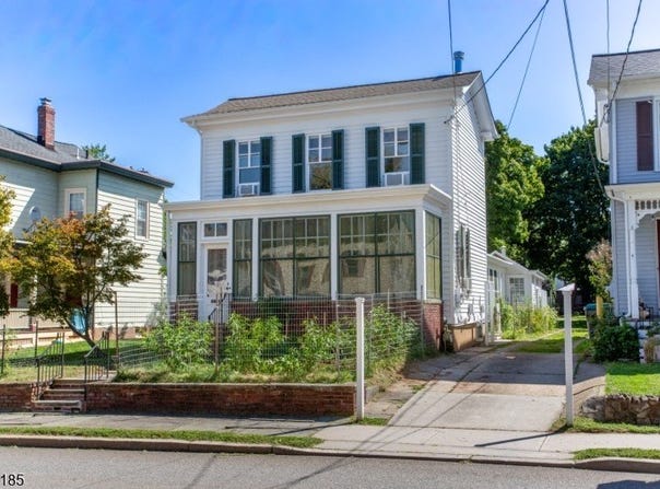 31 E Main St, Flemington Boro, NJ 08822-1207