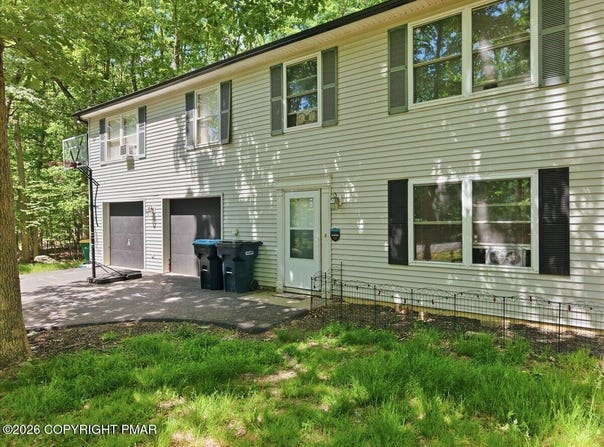 1709 Winona Terrace, East Stroudsburg, PA 18301