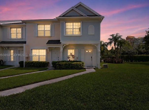 21 Simonton Cir, Weston, FL 33326