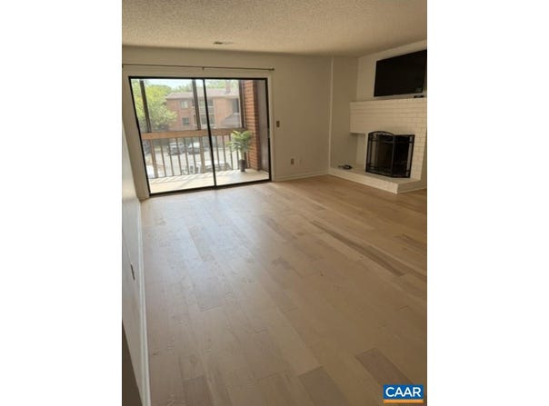 140 GREEN TURTLE LN, CHARLOTTESVILLE, VA 22901