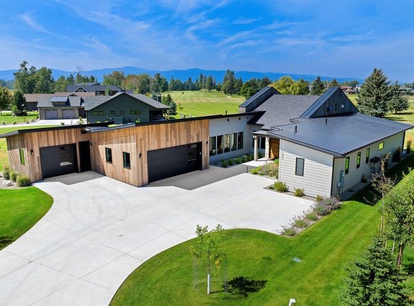 1283 Lake Pointe Drive, Bigfork, MT 59911