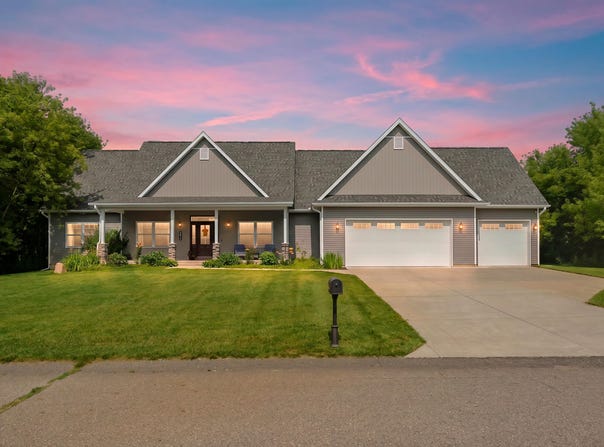 8817 Camomile Drive, Augusta, MI 49012