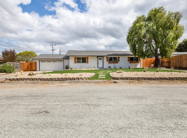 116 Enos DR, SALINAS, CA 93908