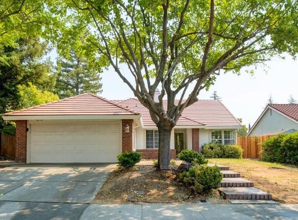596 Rambleton Drive, Vacaville, CA 95688