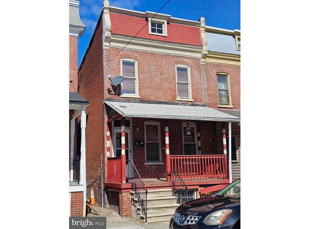 921 N LOMBARD Street, WILMINGTON, DE 19801