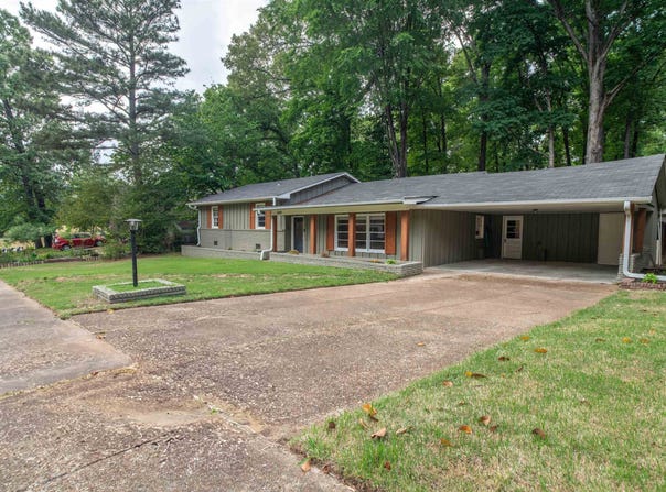 5336 ROLLING OAKS Dr, Memphis, TN 38119