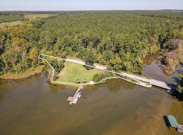 Pineland Road, Chappells, SC 29332