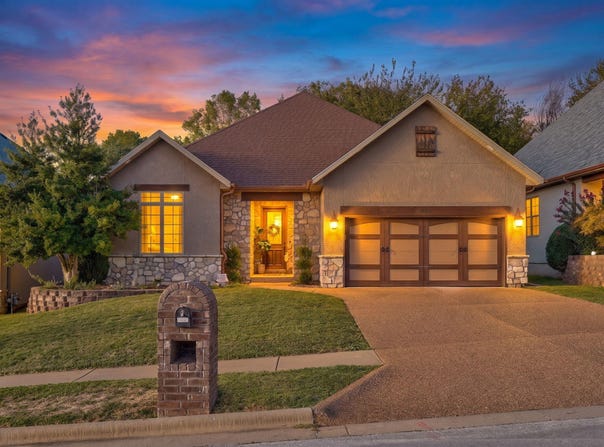 1345 E Anthony Court, Springfield, MO 65804