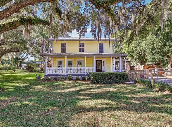 1190 OLD MOUNT DORA ROAD, EUSTIS, FL 32726